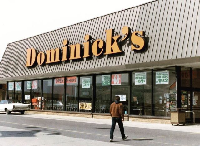 dominick's exterior