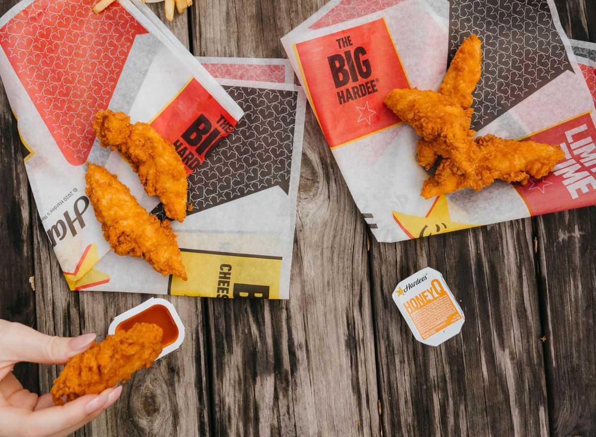 7 FastFood Serving HandBreaded Chicken Tenders