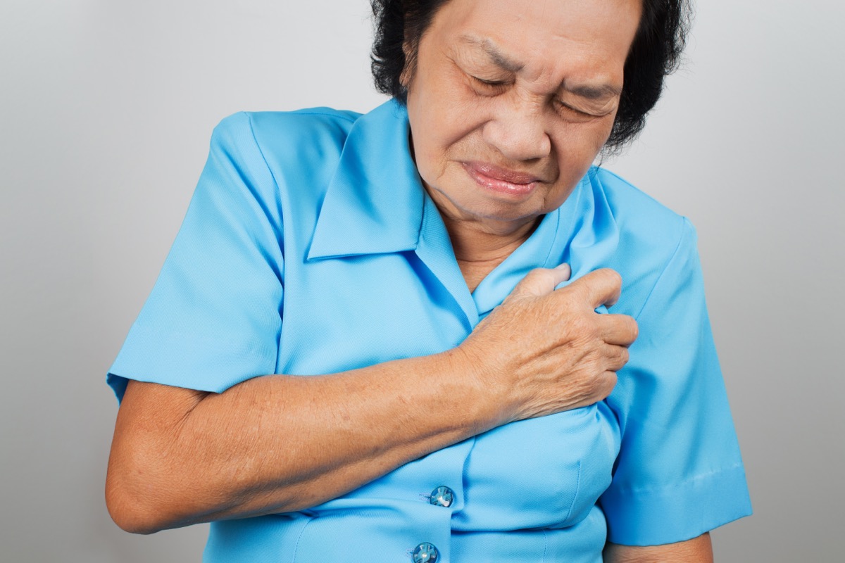 Senior,Woman,Having,A,Heart,Attack,And,Grabbing,Her,Chest