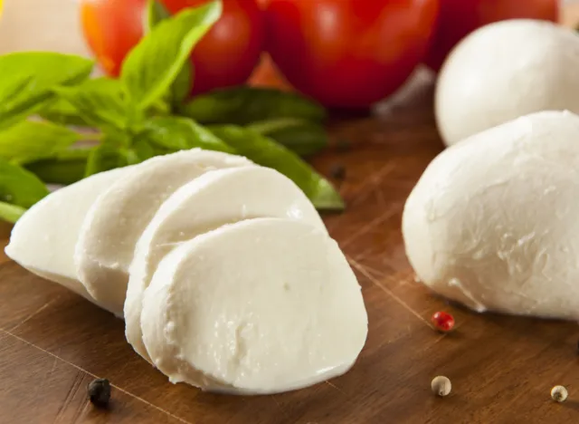 mozzarella cheese with tomatoes and basil