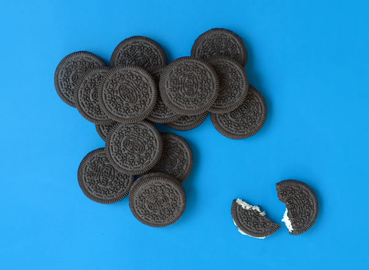 oreos on blue background