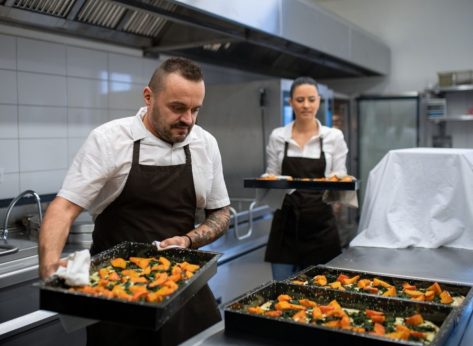 1 In 3 Restaurants Serves Lower Quality Ingredients Due to Inflation