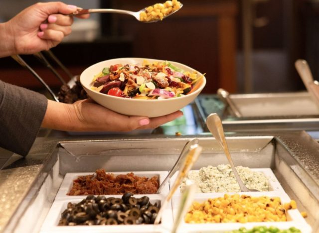 sizzler salad bar