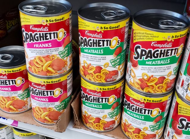 spaghettios cans