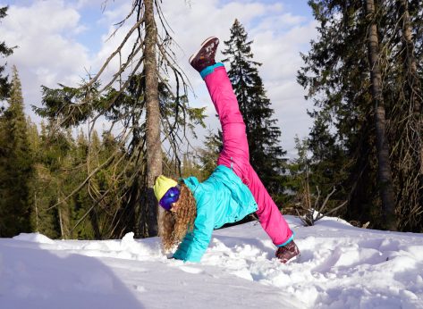 5 Best Après-Ski Stretches To Soothe Your Sore Muscles
