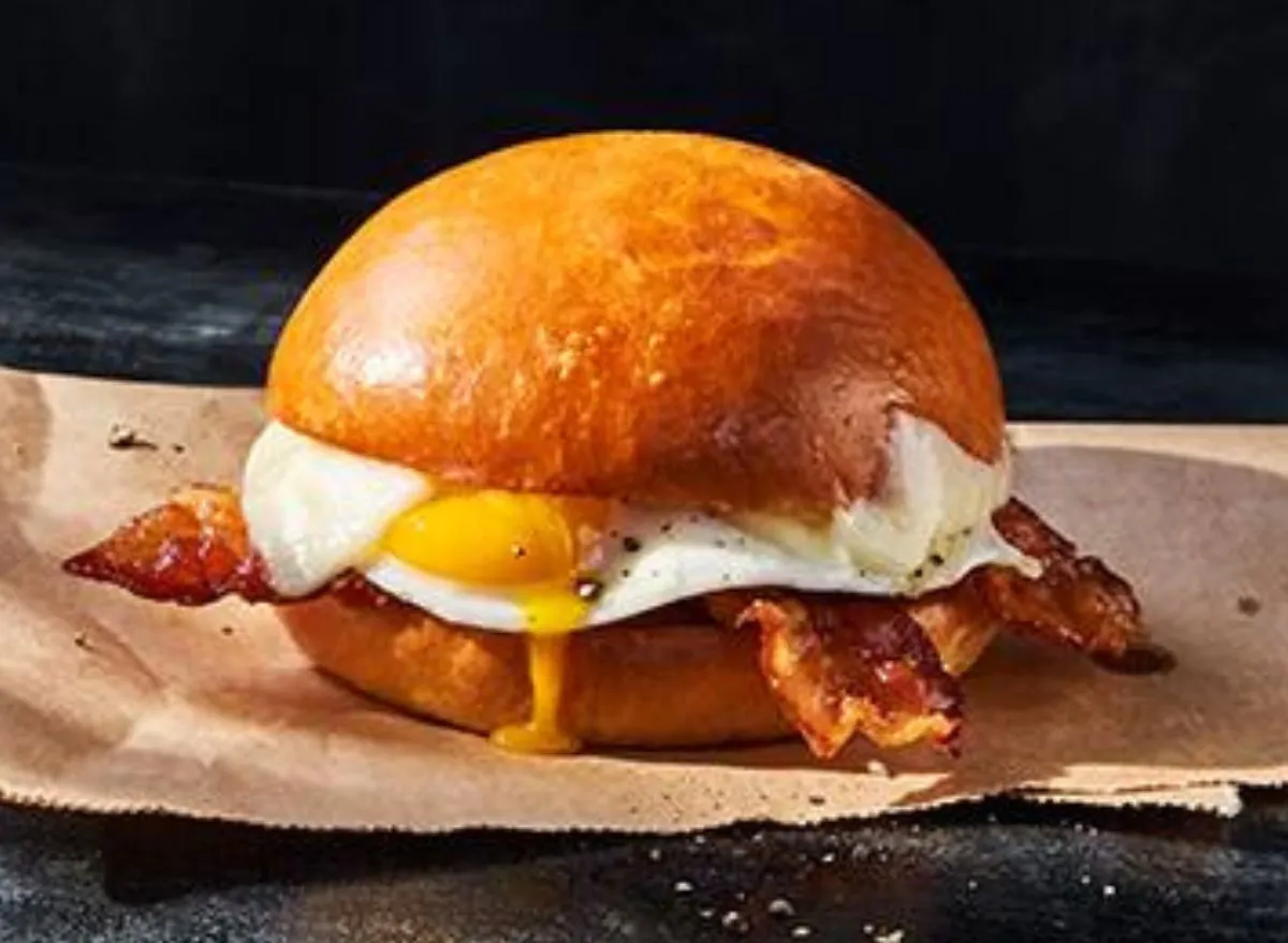 The truth about eggs on fast-food breakfast sandwiches