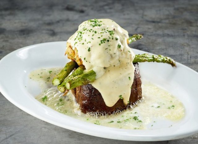 Ruths chris steakhouse filet oscar