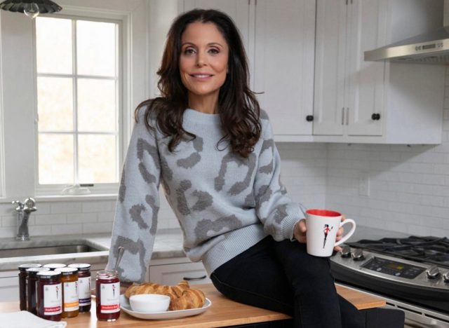 bethenny frankel next to skinnygirl preserves