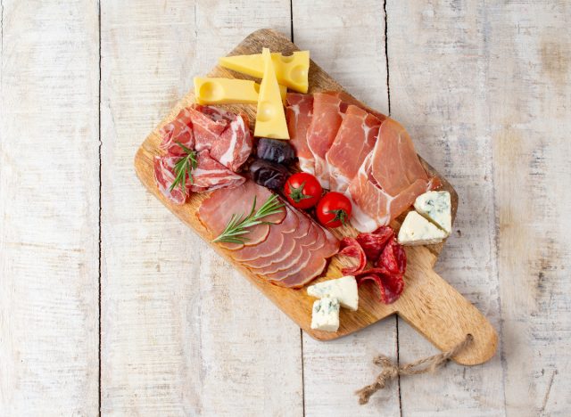 charcuterie board meats and cheeses, foods to avoid if you want to lose visceral fat