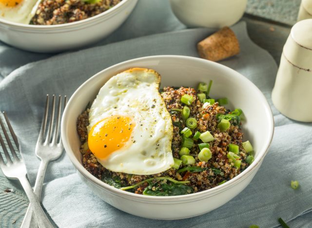 quinoa breakfast bowl, foods for building muscle mass