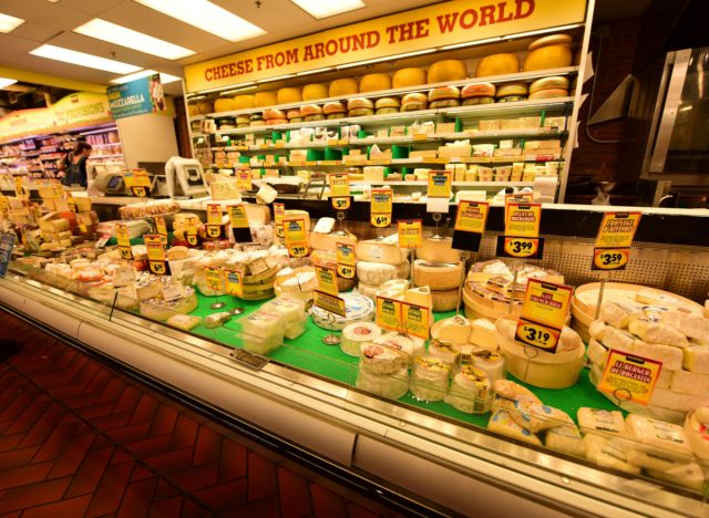 stew leonard's cheese section