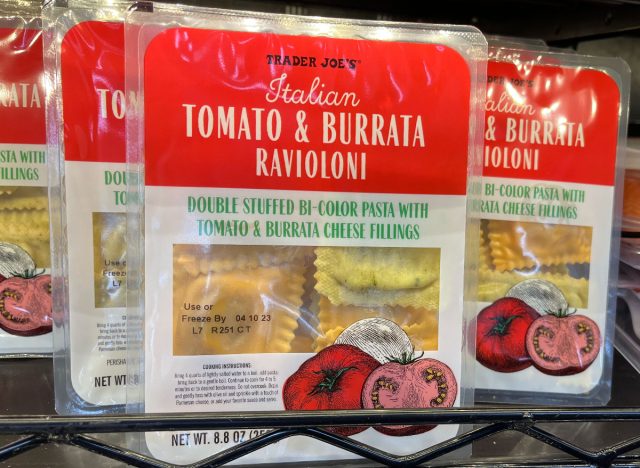 trader joe's italian tomato & burrata ravioloni