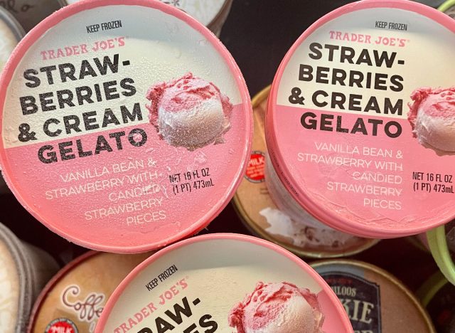 trader joe's strawberries & cream gelato