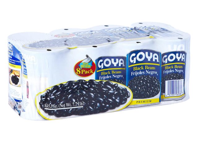 8-pack of goya black beans