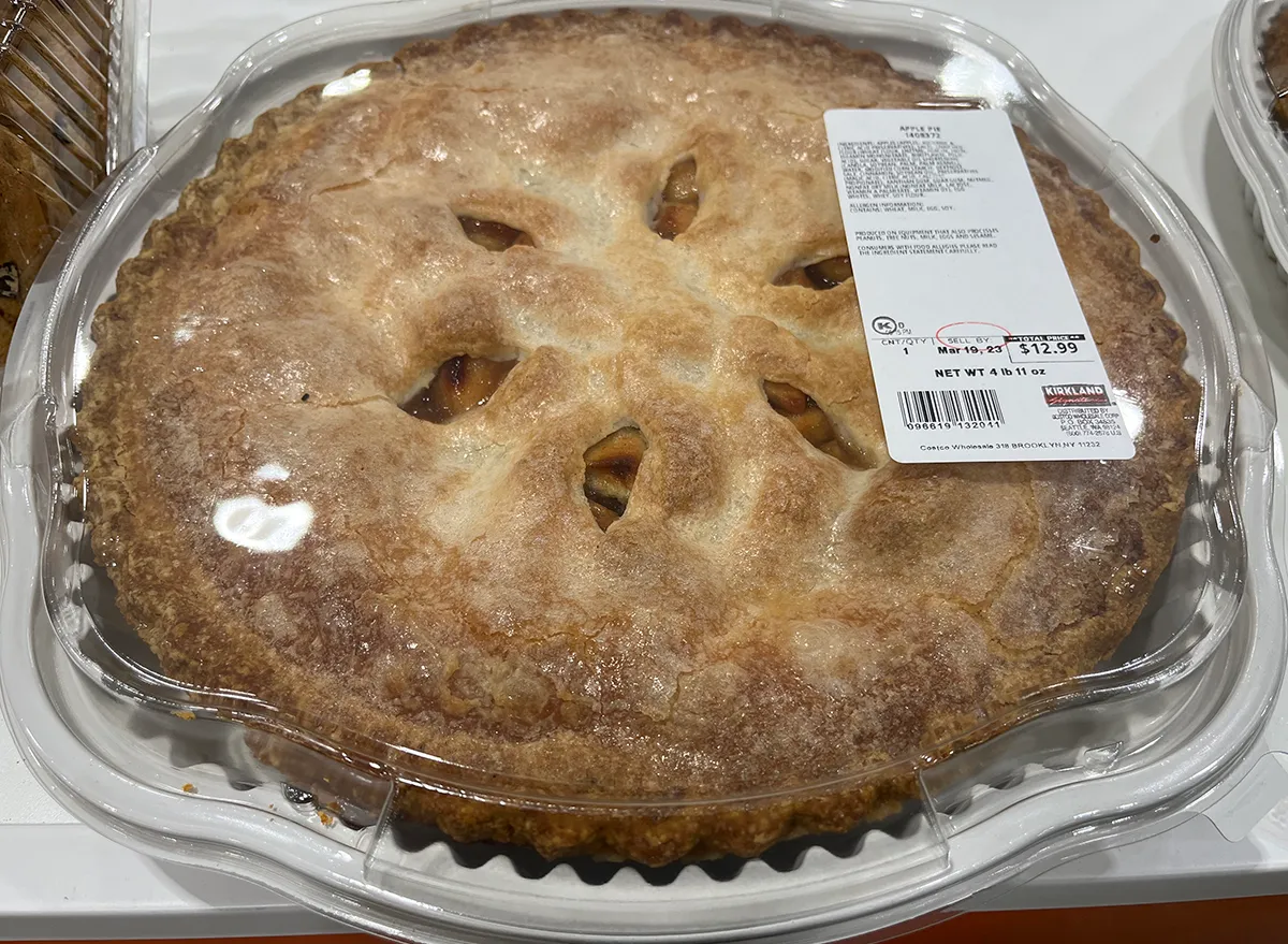 6 Most Enormous Costco Desserts That Can Feed a Crowd