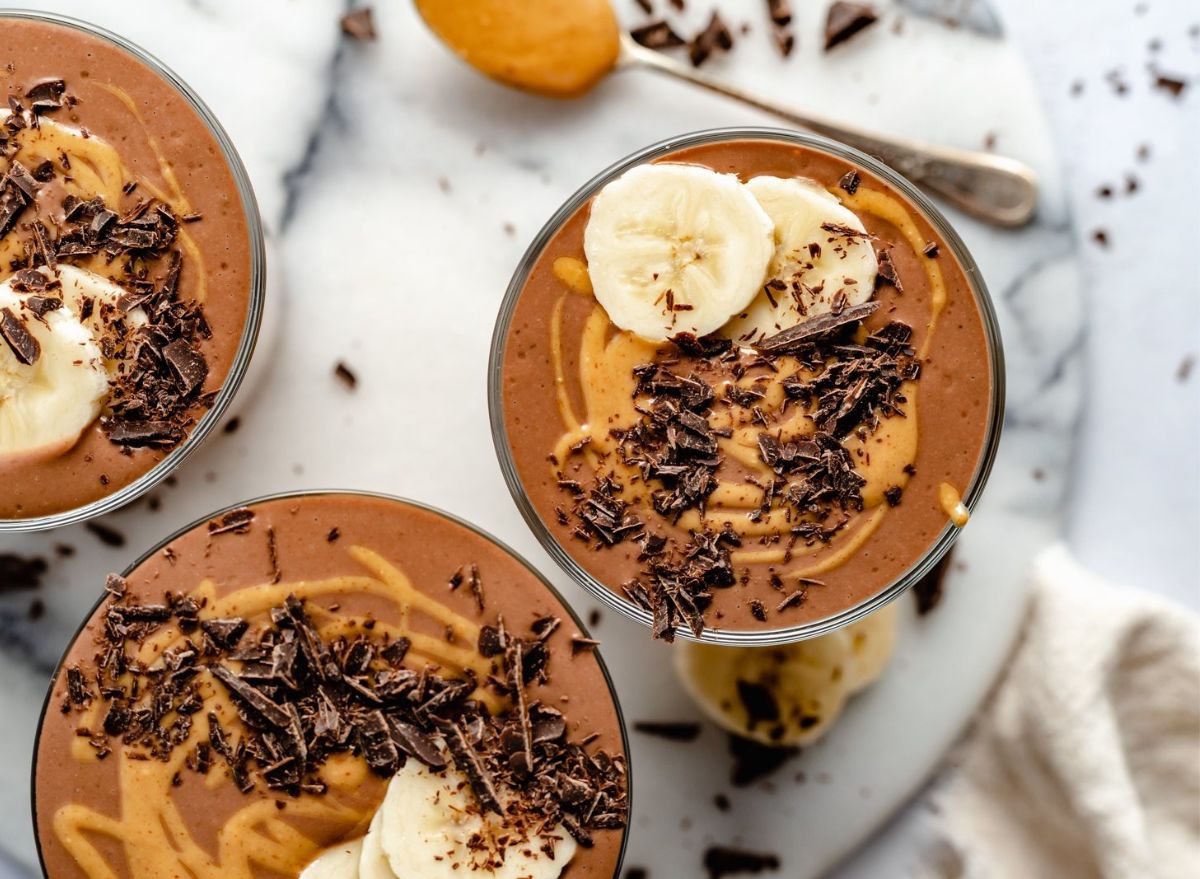 Chocolate peanut butter smoothie