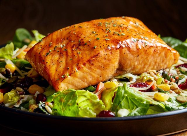 Ruby Tuesday honey salmon salad