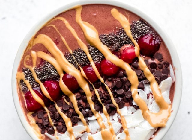 Tart cherry smoothie bowl