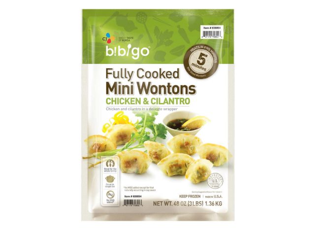 bibigo fully cooked chicken and cilantro mini wontons