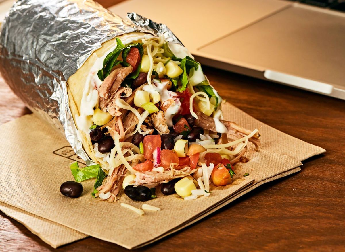 9 FastFood Chains That Serve the Best Burritos