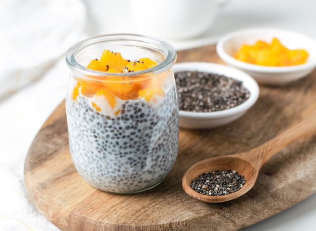 chia pudding with mango