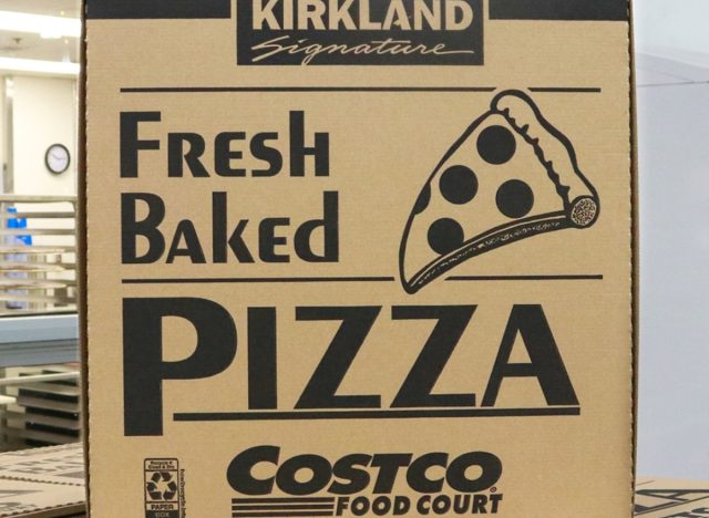 costco pizza box