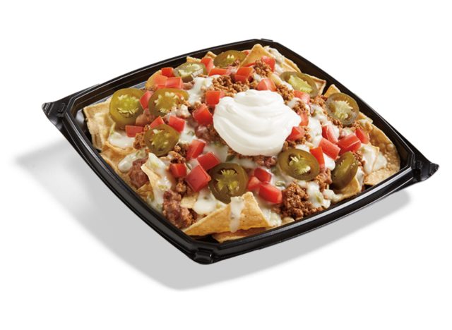 del taco queso loaded nachos