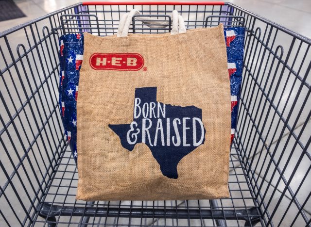 h-e-b reusable shopping bag with state of texas on it