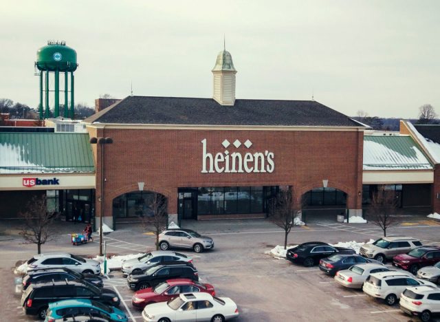 heinen's exterior