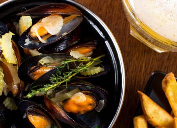 mussels beer irish pub