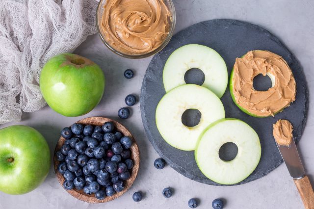 peanut butter blueberry and apple slices