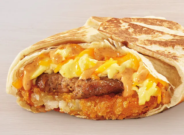taco bell breakfast crunchwrap with sausage