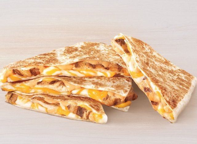 taco bell quesadilla chicken