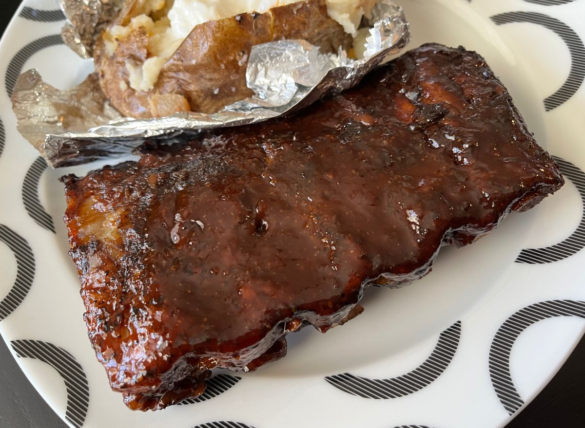 Restaurant Chain Ribs Taste Test: Who Has the Best Barbecue