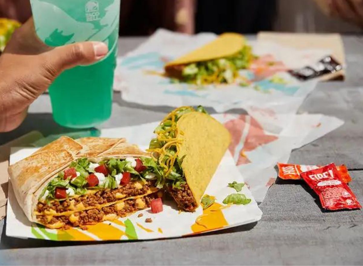 crunchwrap supreme and taco