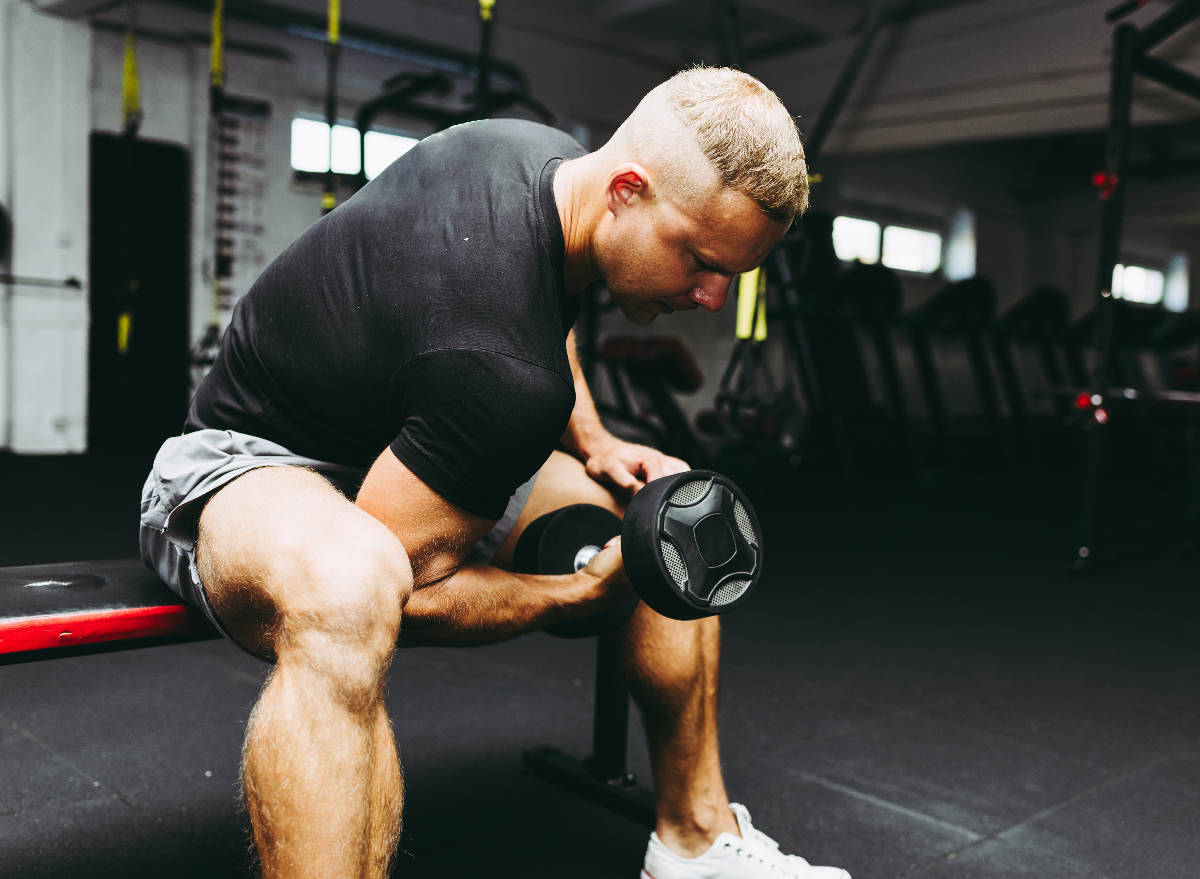7 Strength Training Habits That Destroy Your Body by 40