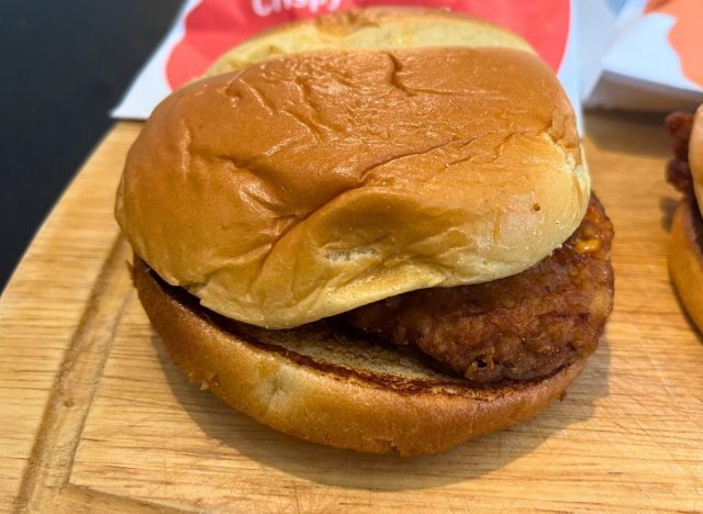 mcdonalds spicy chicken sandwich mccrispy