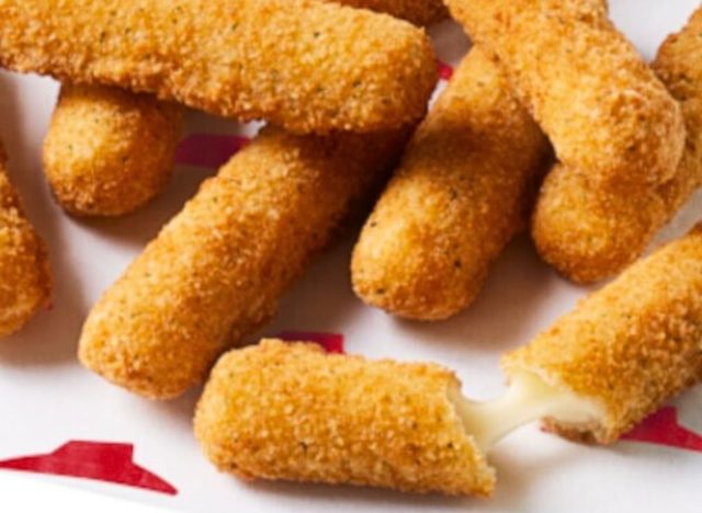 pizza hut mozzarella sticks