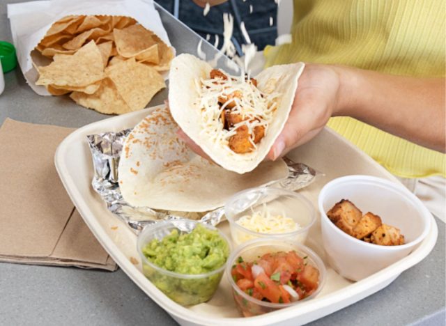 qdoba build your own taco