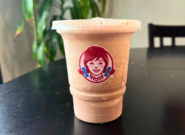 wendys chocolate frosty milkshake