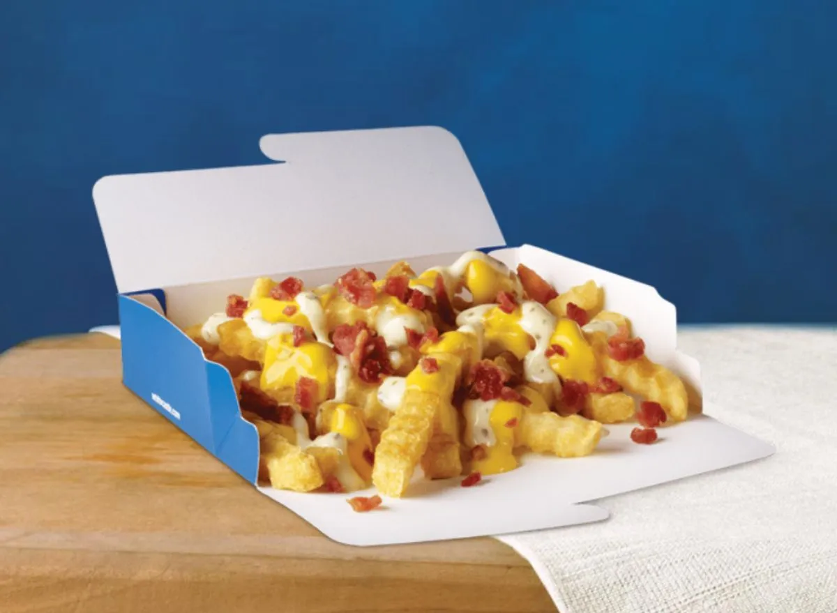 7 FastFood Restaurants That Serve the Best Cheese Fries