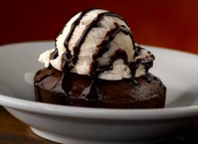 Big ol brownie texas roadhouse dessert