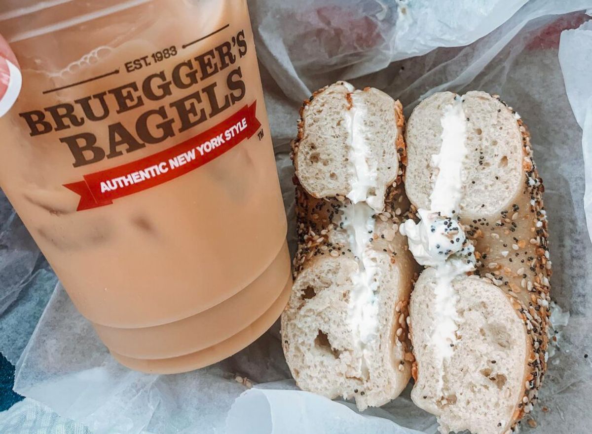 7 Restaurant Chains That Serve the Best Bagels