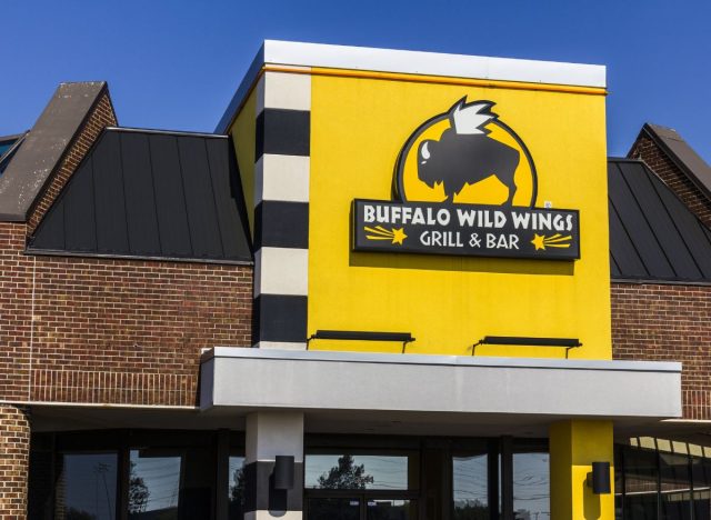 Buffalo Wild Wings exterior 