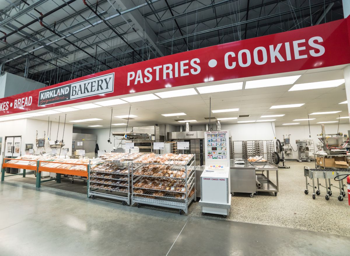 Costco bakery