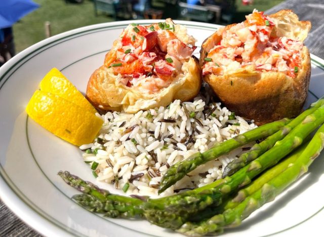 Jordan Pond House lobster roll