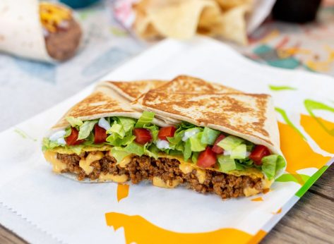 Taco Bell Customers Are Reporting Crunchwrap Issues