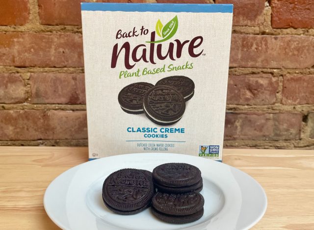 back to nature classic creme cookies