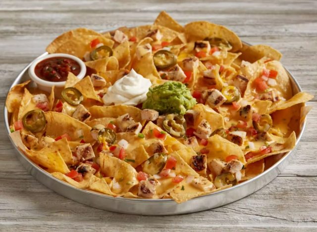 bj restaurant nachos