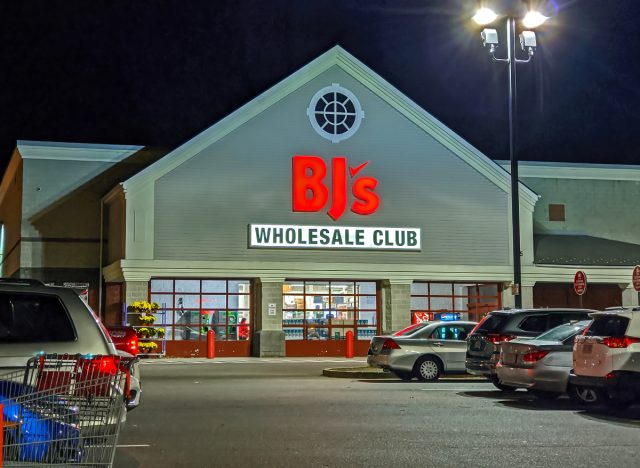 bj's wholesale club exterior at night